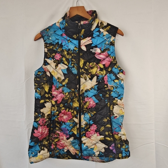 The North Face Vest Womens Small Multicolor Floral Packable Quilted Thermoball - Picture 1 of 11
